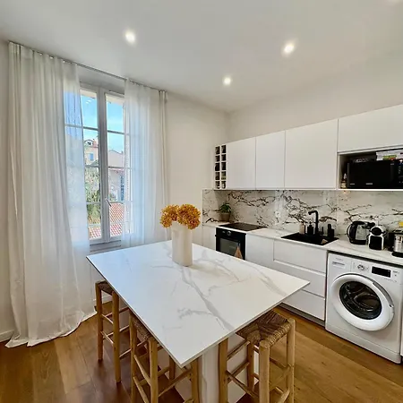 Apartament Superbe T2 Moderne En Plein Centre-ville Hyères